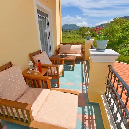 Casa Artemisia Near The Beach *
